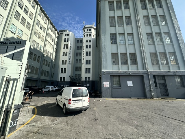 To Let Commercial Property for Rent in Woodstock Western Cape